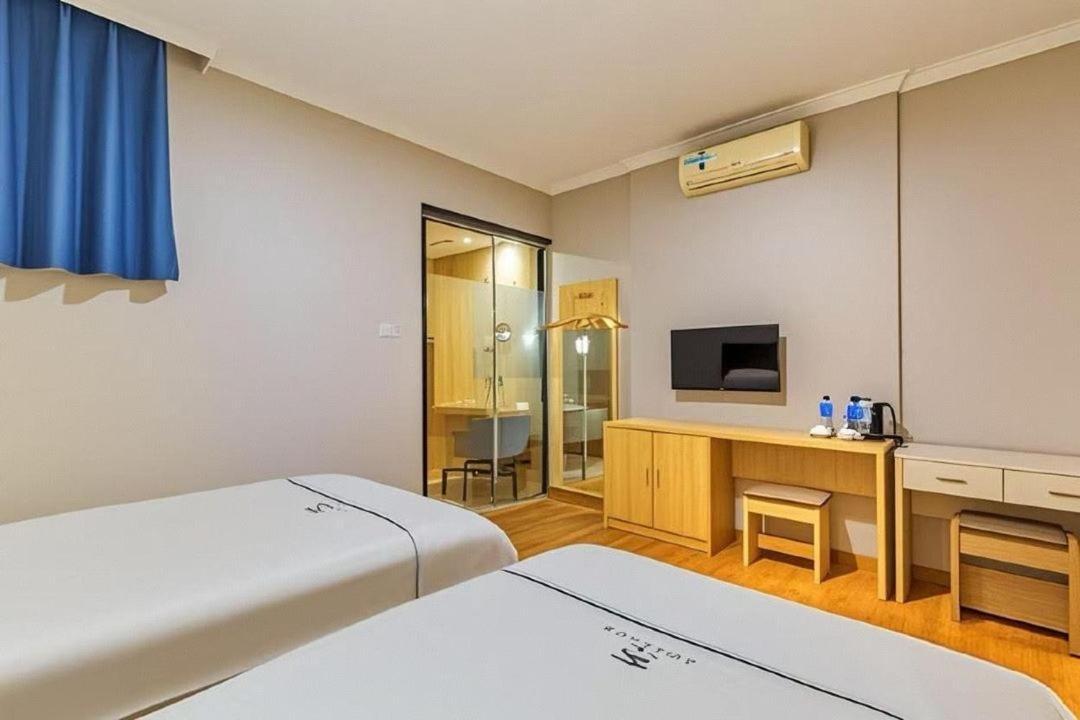 Qiqiaowu Hotel Beijing Daxing Airport Line Caoqiao Subway Station Branch Kültér fotó